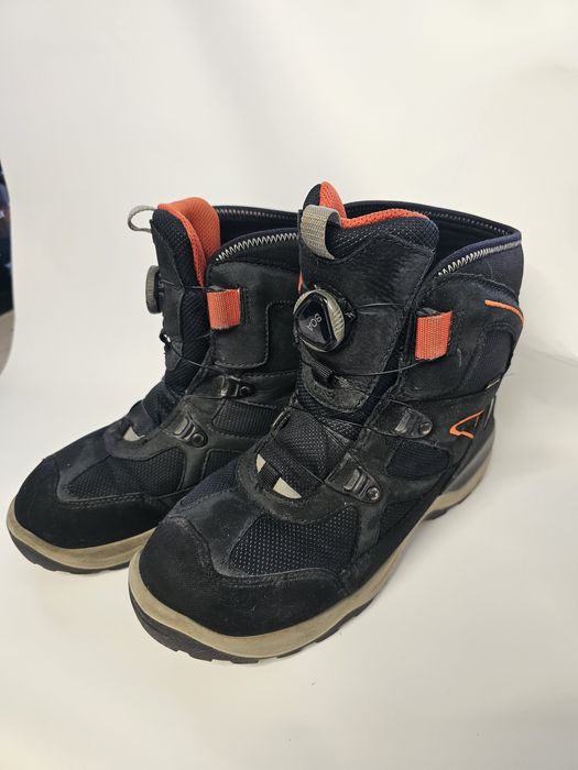 Ботинки     ecco