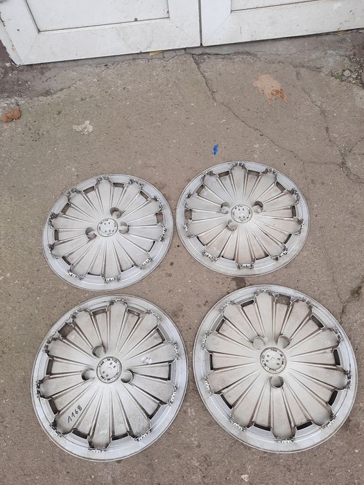 Kołpaki dekle komplet Audi 16"