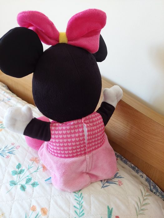 Minnie peluche com sons