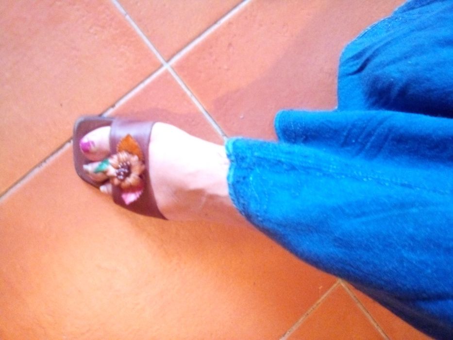 Chinelos em pele genuína 38/39