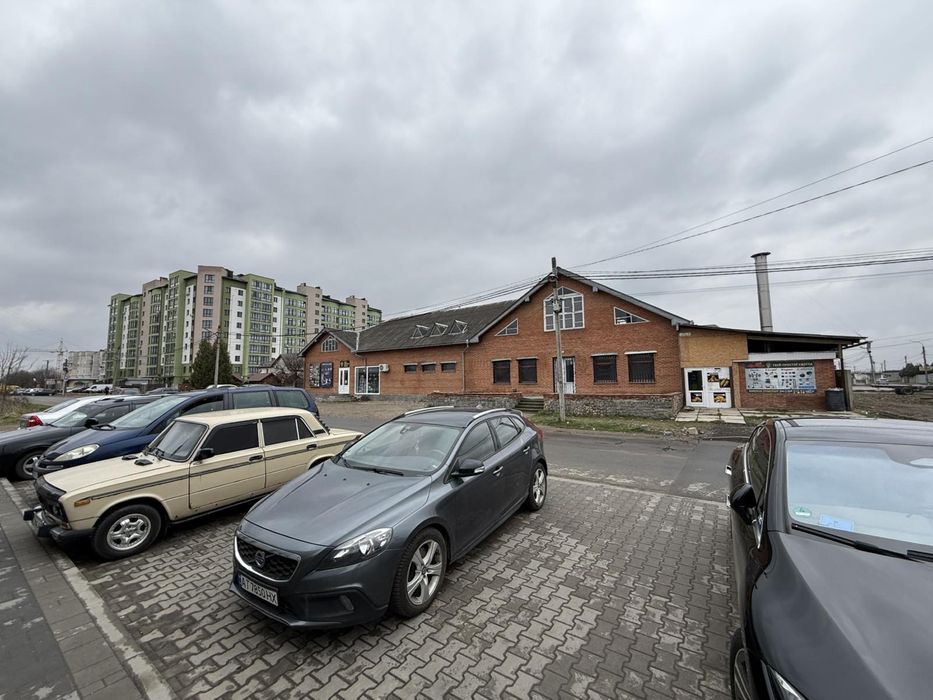 Продаж комерційного приміщення біля автостанції м. Калуш
