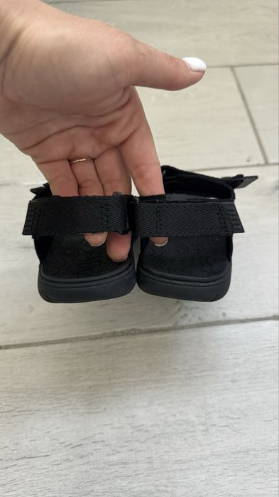 Сандалі, босоніжки Zara 22р