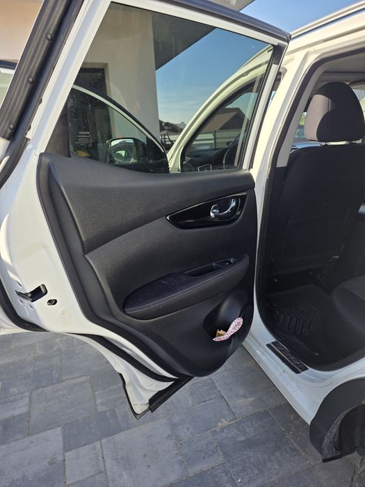 Nissan qashqai 2017 silnik 1.2 benzyna