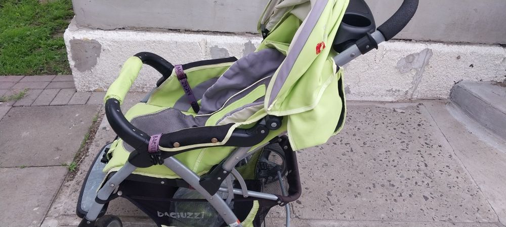 Коляска прогулочная