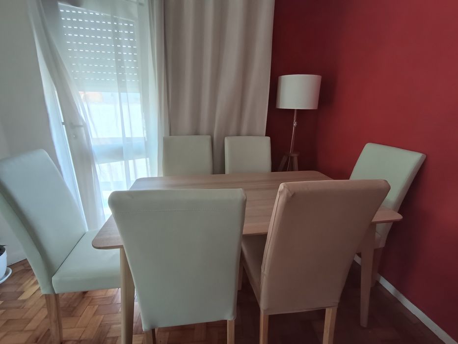 Conjunto de 6 cadeiras brancas ( inclui capa bege )