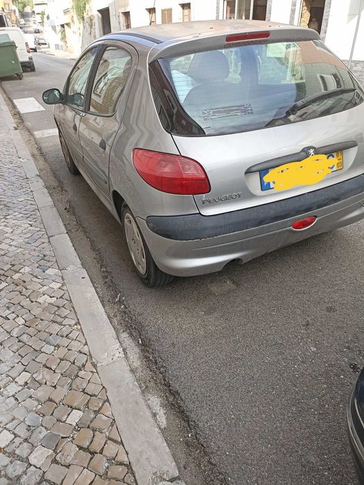 Peugeot 206 confortline 1.1 gasolina