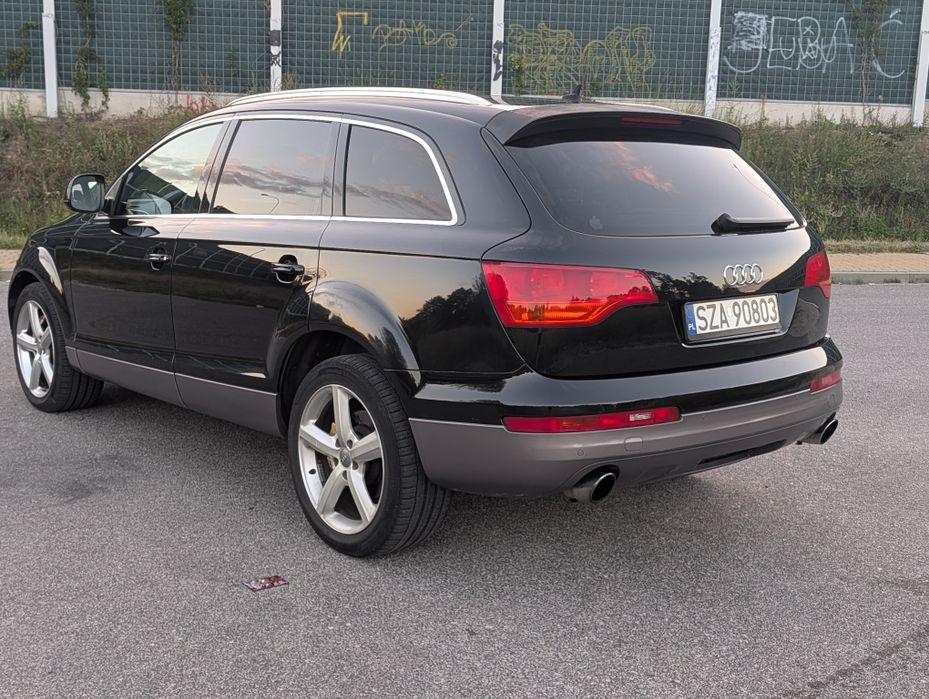 Audi Q7 3.0tdi Xenon pdc el klapa el hak