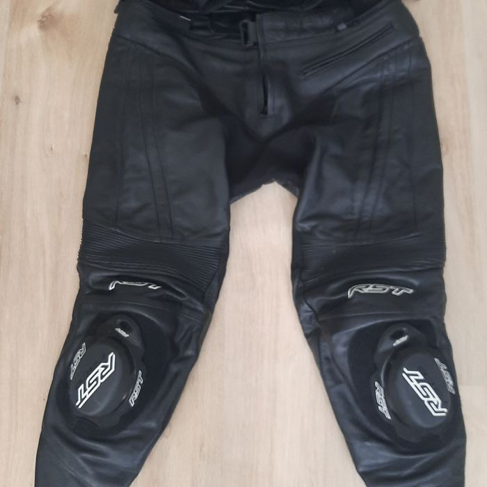 RST kombinezon na moto