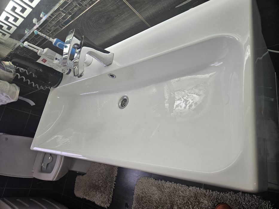 Тумба з умивальником