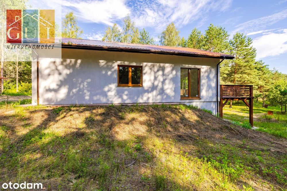 Dom w otulinie lasów, nieopodal jezior