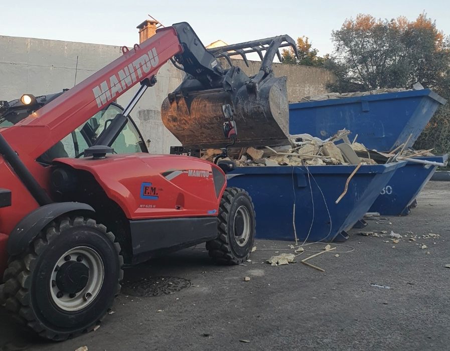 CONTENTORES e CARRINHAS p/ resíduos entulho de obras e lixo misturado