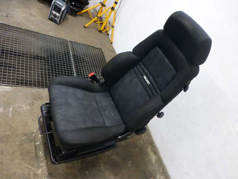 fotel lewy przód RECARO kubełek pompowany ortopedyczny KBA 91284