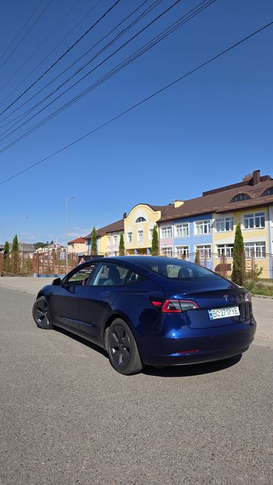 tesla 3 продаж продаю