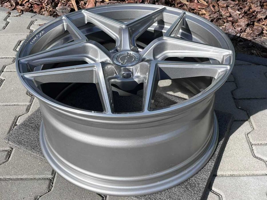 Felga aluminiowa Concaver CVR2 19″ 9J ET30 5×112 Brushed Titanium