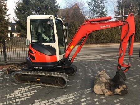 Usługi mini koparką oraz wiertnicą