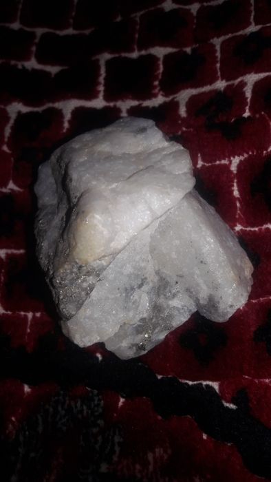 Обсидиан-необработанный минерал и др