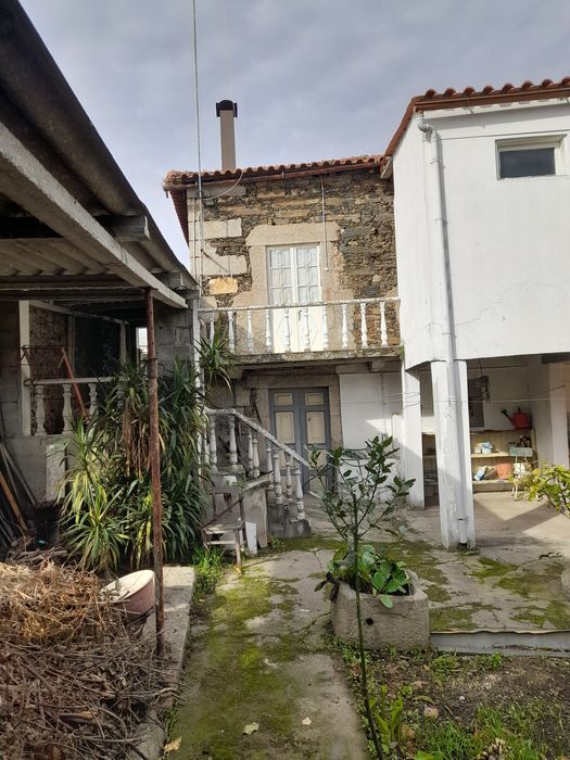 Casa em Freixo de Espada à Cinta