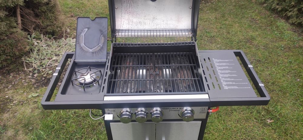 Grill gazowy 3 palnikowy