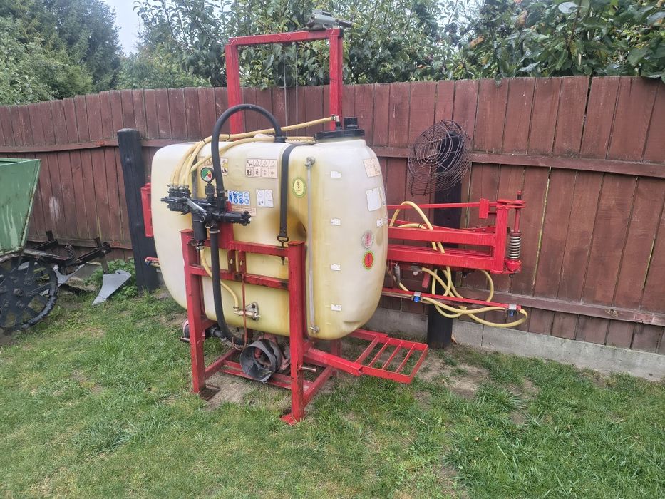 Opryskiwacz Pilmet 400l  12m