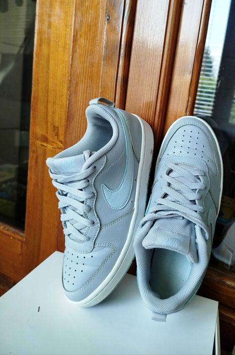 Оригінальні кросівки Nike Court, Найк сірі кеди 37,5р
