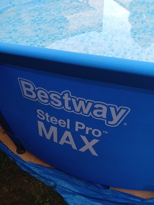 Basen ogrodowy 305/76  4678 litra bestway z pompą