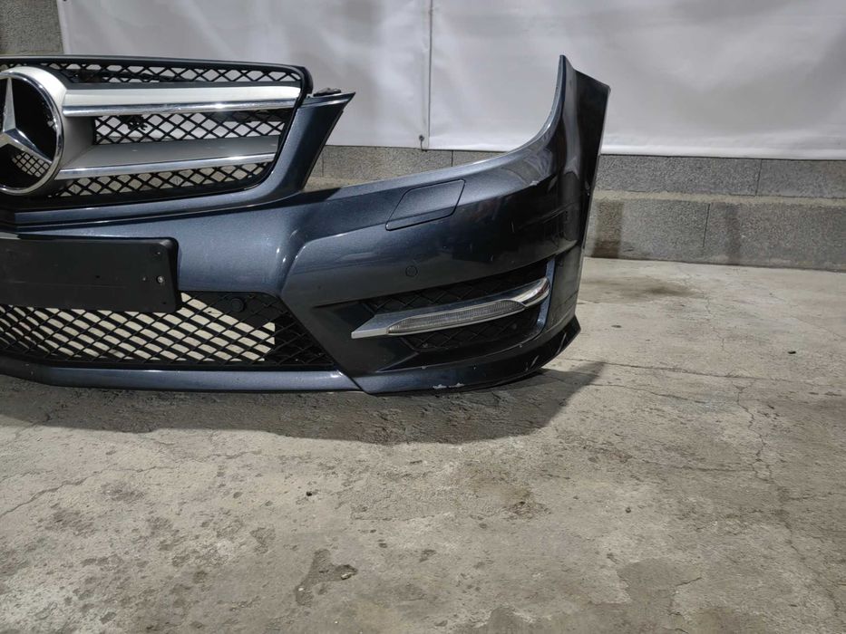 Para-choques frente Mercedes AMG Class C W204 facelift