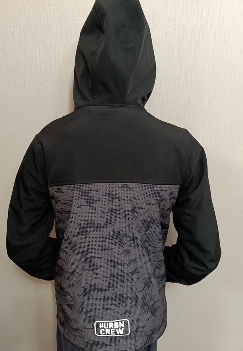 Куртка вітровка розмір 146-152