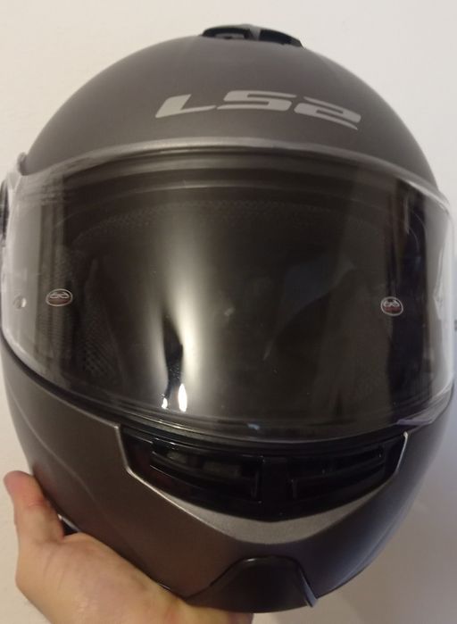 Capacete semi novo!