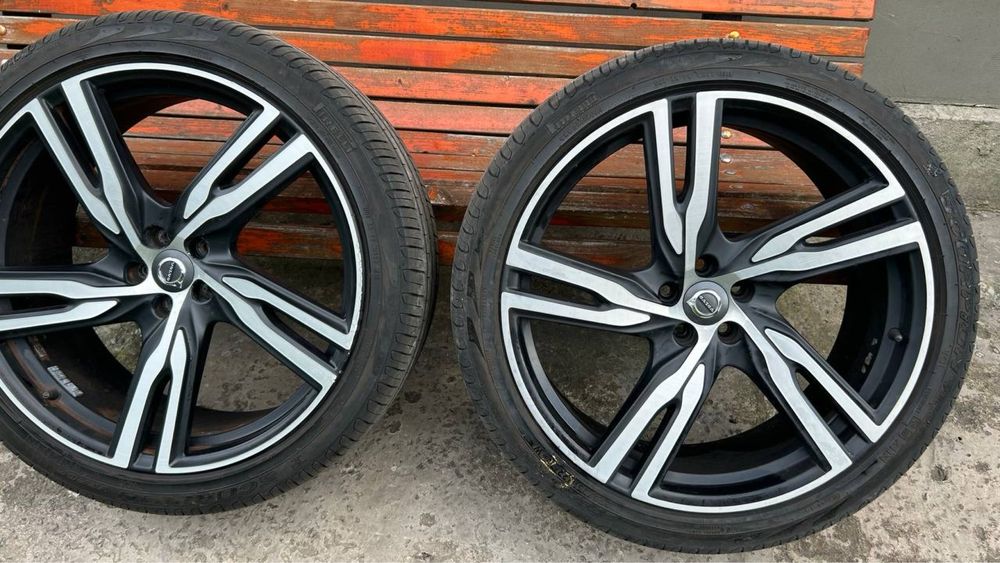 Диски VOLVO R-DESIGN R22 з шинами