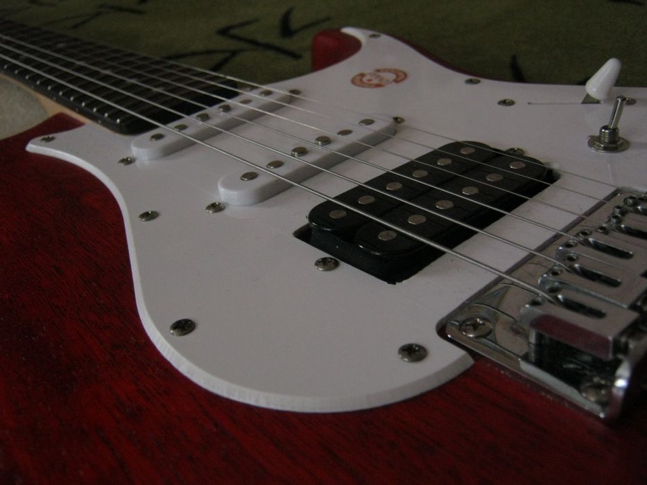 Єлектрогитара  Cort g100