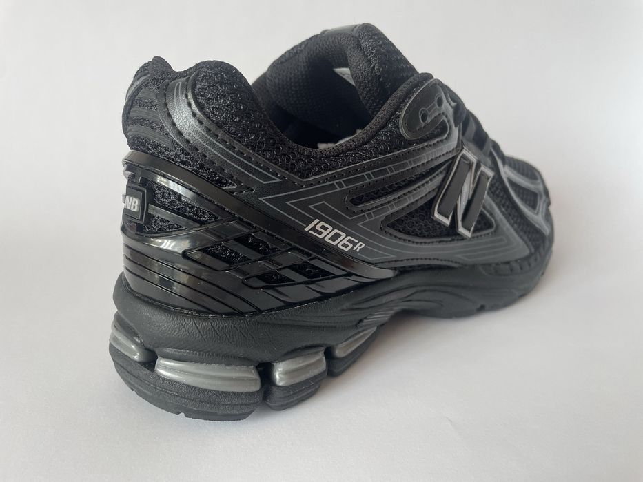 Кроссовки New balance 1906R black