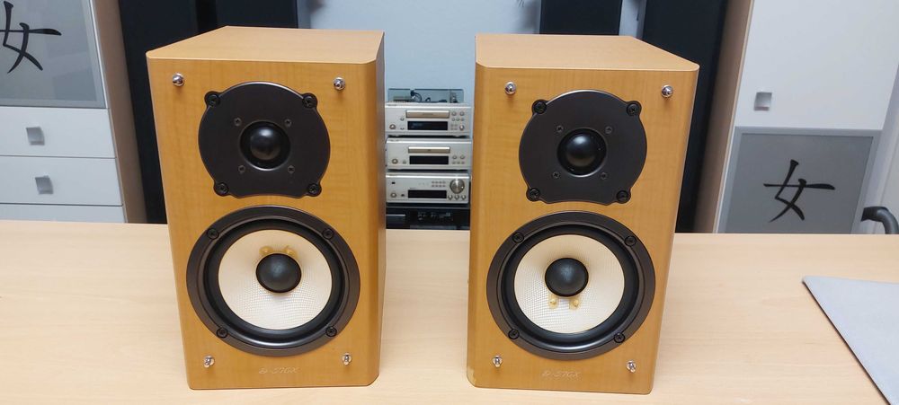 Акустика Onkyo D-S7GX (Yamaha NS-G30Mk IV)