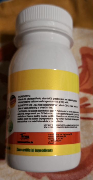 FUTURES NUTRITION  Witamina D 3 + K2 MK-7 10000 U + 200 mcgL