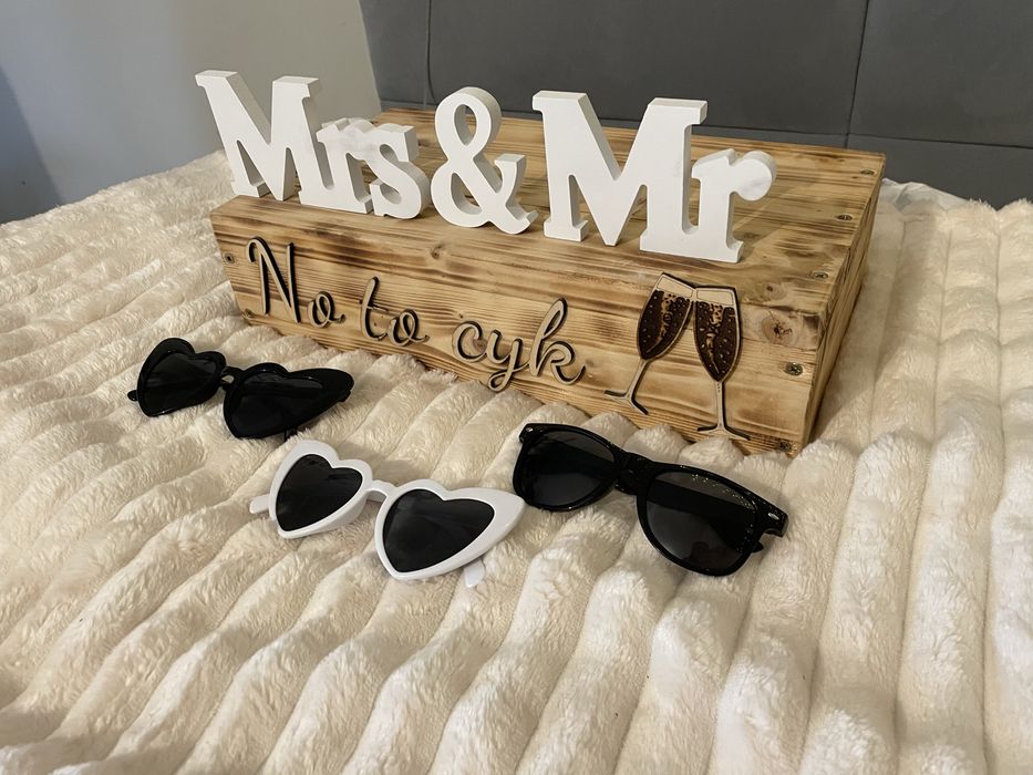 Drewniana podstawka pod alkohol / okulary weselne / MR & MRS / ślub