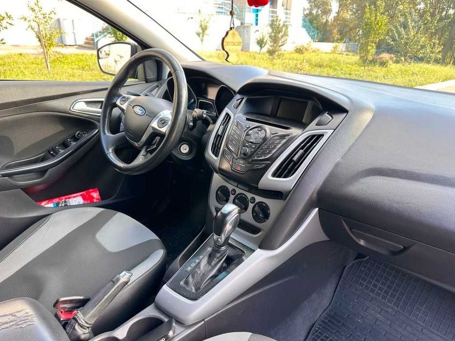 Ford Focus комплектация SE