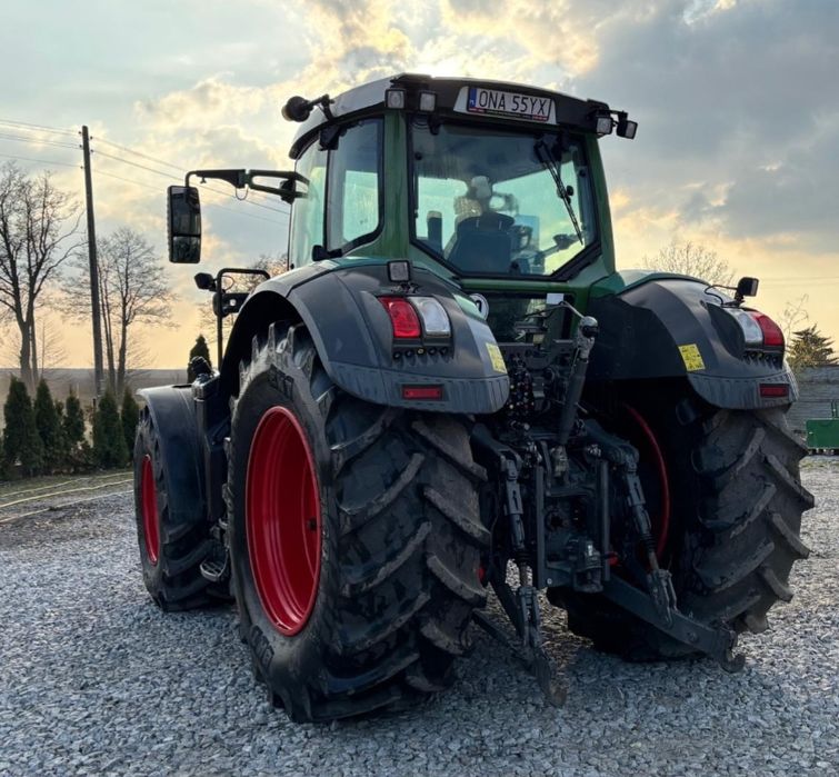 Fendt 826vario S4
