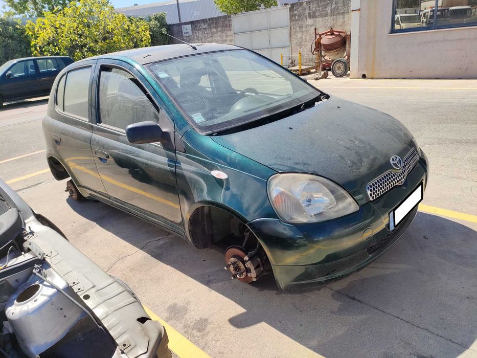 TOYOTA Yaris I Hatchback (P1) 1.0 Gasolina 68 cv / 50 kW 1999 - 2005 Para Peças