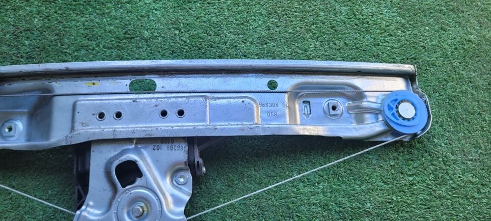 Elevador de vidro trás esquerdo Opel Insígnia A G09