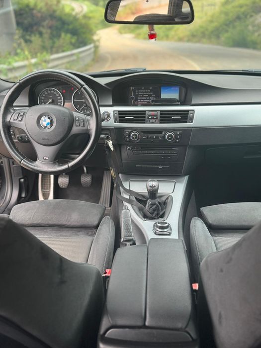 BMW E91 318d Pack M