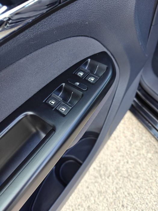 Volkswagen touran  1.6 mpi