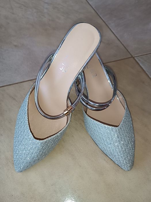 Eleganckie buty damskie na obcasie