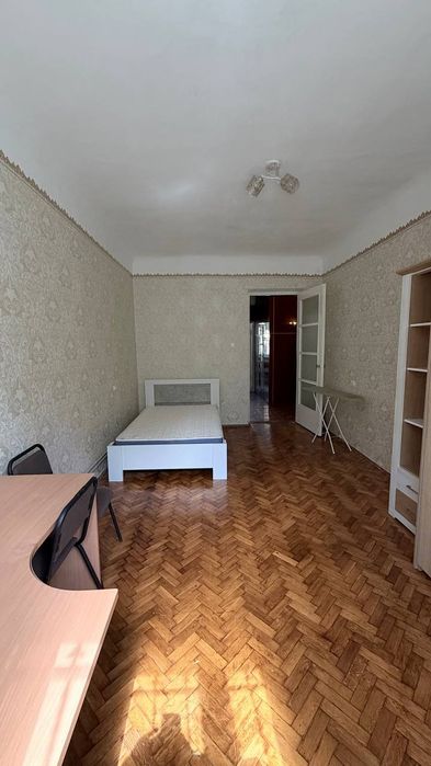 Оренда 2 кімнатної квартири поруч з парком Шевченка