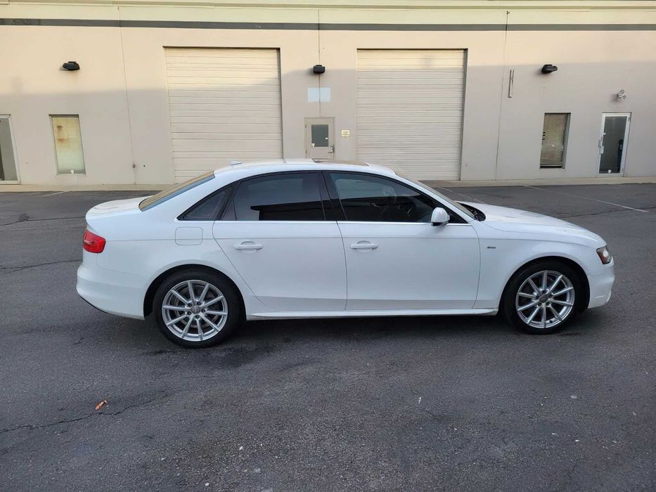 Audi A4      2015