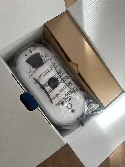 Automatyczny INTELIGENTNY ROBOT do mycia Szyb Okna Lustra