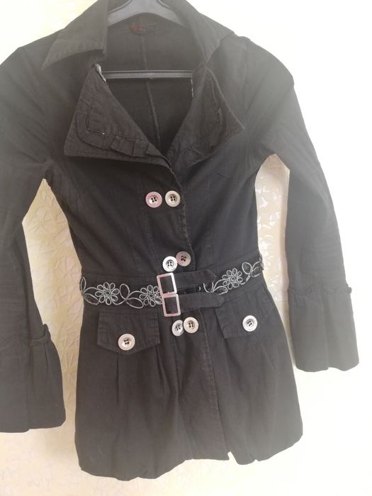 Верхній одяг жіночий