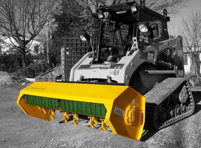 Mulczer Ghedini do mini ładowarki ładowarki  Bobcat, Avant, Multione, Manitou, Volvo, Kramer CAT  JCB Case