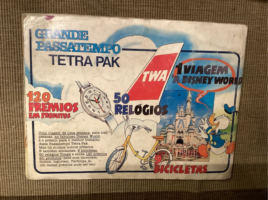 Caderneta de cromos MICKEY STORY. Walt Disney. 1985. Completa.