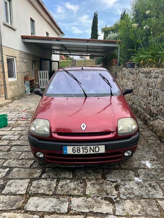 Renault clio 1.800