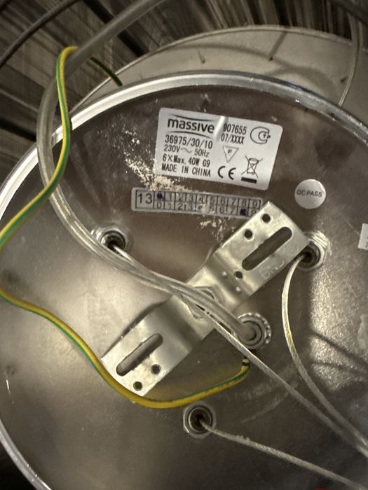 Zyrandol Massive Glamour czarny , kryształki