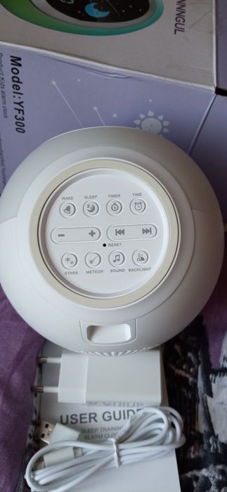 Детский будильник с ночником.